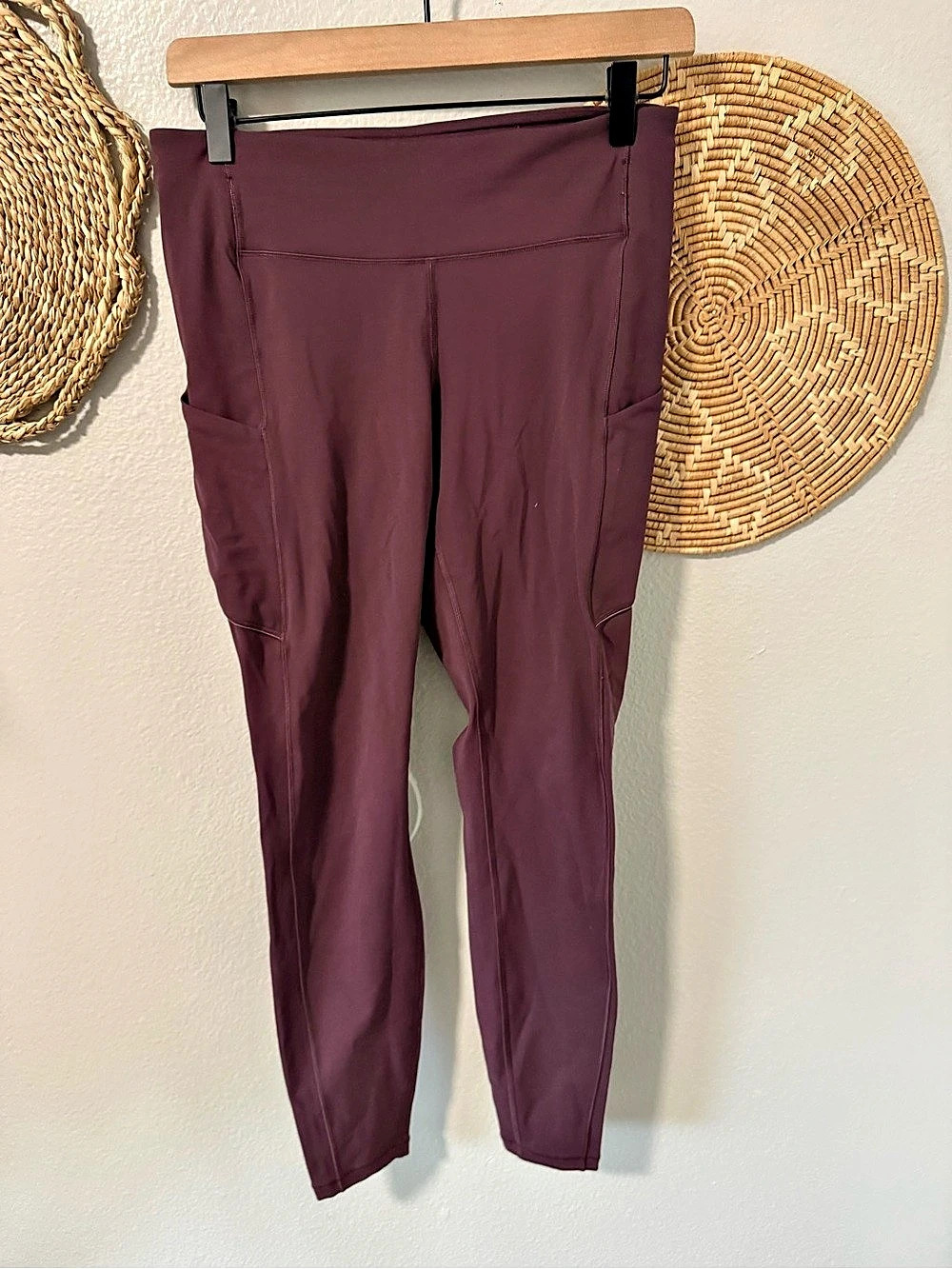 lululemon Women's Leggings in Purple Size Medium